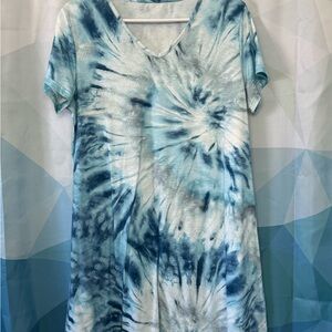 Blue Tie-Dye V-Neck Dress